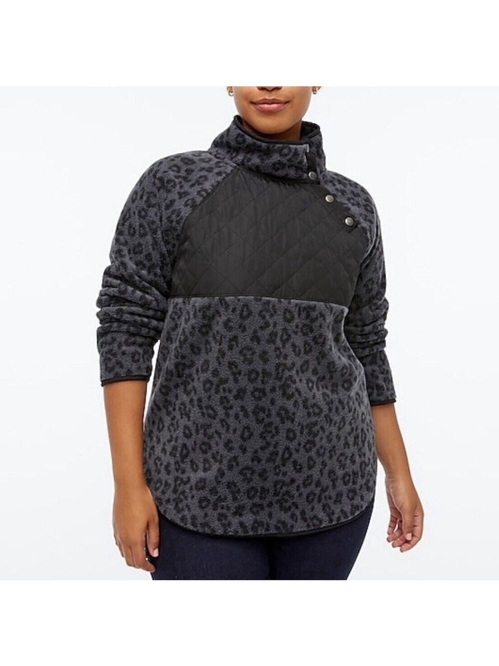 Abercrombie & Fitch Snap-Up Fleece Leopard Print Pullover Asymmetrical Sz Medium